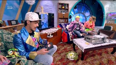 Amintiri din anii '90. Cum se mergea cu trenul și cum se folosea telefonul, dar și caseta video. „Toate-au fost la vremea lor...”