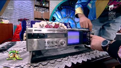 De 1 Mai, Neatza petrece ca în anii '90! Răzvan: ”Acesta este radioul meu. Îl cunosc după gaura la scobitoare de la buton”