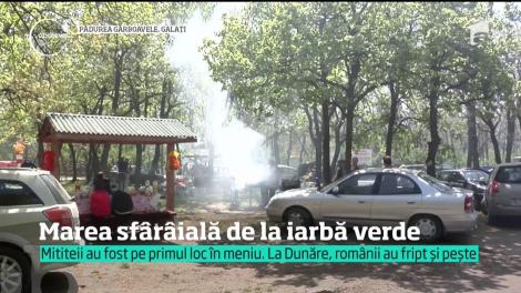 De 1 Mai, românii au încins grătarele la iarbă verde sau pe malul lacurilor