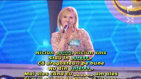 "Ghicește ce lipsește"! Ana Maria, studentă, cântă într-o trupă