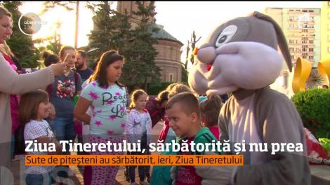 Ziua Tineretului a colorat centrul Piteştiului