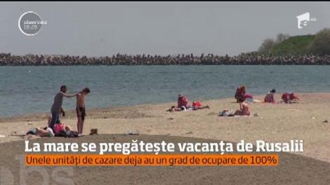 Hotelierii de la mare se pregătesc să primească turiștii în vacanța de Rusalii