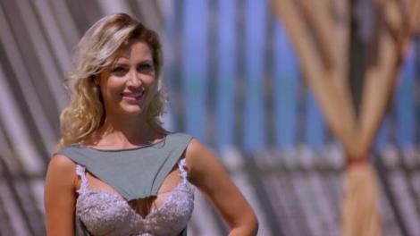 Ispitele feminine își fac apariția, fetele devin agitate: ”Fii atent, ți-o tai, să știi!”