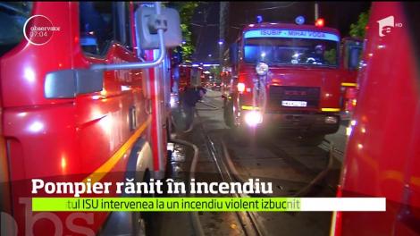 Un pompier a fost rănit aseară într-un incendiu violent izbucnit pe Bulevardul Regina Maria din Capitală