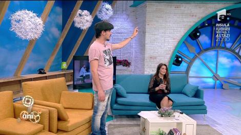 Apariție incendiară la ”Neatza”! Nico, seducatoare in videoclipul piesei "A Little Late"