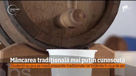 Studenţii şi profesorii Facultăţii de Ingineria Mediului aduc în prim-plan reţete tradiționale rar întâlnite în ziua de azi