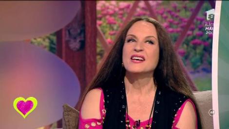 Maria Dragomiroiu, despre cel mai tragic moment din viaţa ei: "Mama mea a fost rănită grav de un taur şi, după zece ani de chin, s-a stins"