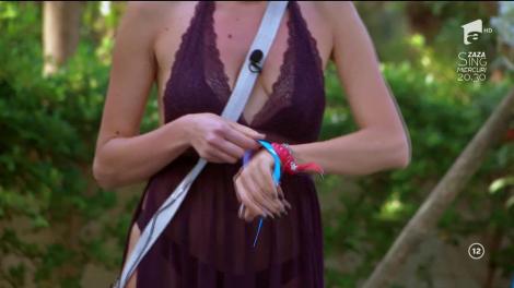 De frica ispitei, Dee Dee a blocat-o pe Cătălina