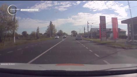 Trei maşini au fost distruse într-un carambol produs pe o şosea din Buzău