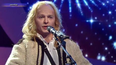 Liviu şi Andrei se transformă în Ștefan Hrușcă & Vasile Șeicaru - Dimineţi cu ferestre deschise