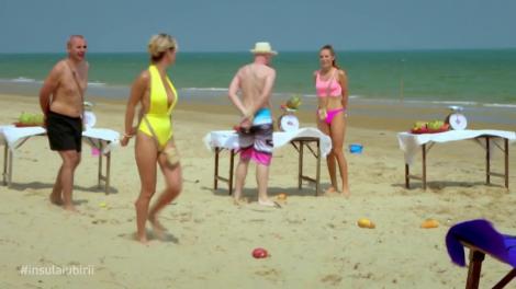 Băieții și ispitele au parte de un concurs pe plajă