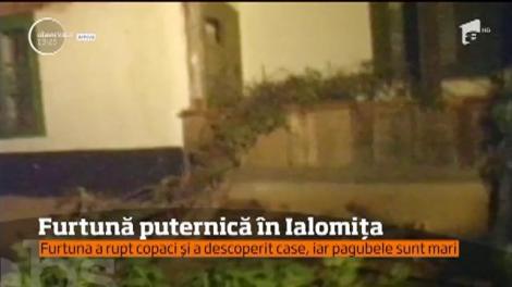 O furtună puternică a făcut prăpăd în Făcăeni, județul Ialomiţa. Pagube uriașe în singura localitate din România lovită de o tornadă