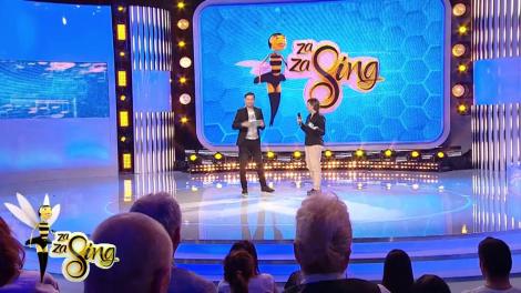 "Ghiceşte ce lipseşte". Petruța Tomuleasa cânta piesa "Doi ochi căprui" a trupei Bambi