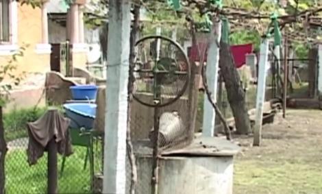 O femeie de 49 de ani a fost găsită fără viaţă în fântâna de la mănăstirea Agapia din Neamţ
