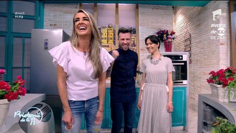 Aceasta este oficial cea mai bună rețetă de pulpe de pui cu vin şi cartofi la cuptor! Sigur ți se va face poftă!