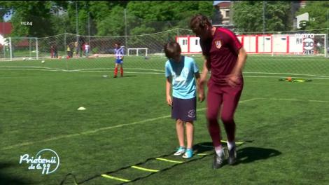 Florin Răducioiu face mărturisiri sincere la „Prietenii de la 11”! „Hagi este singurul din ţară care...”