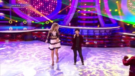 Liviu Vârciu nu se poate abține! Hit-ul "Ochii tăi" a dezlanțuit distracția, iar Bianca Sârbu s-a făcut nevăzută. Ați văzut-o undeva?