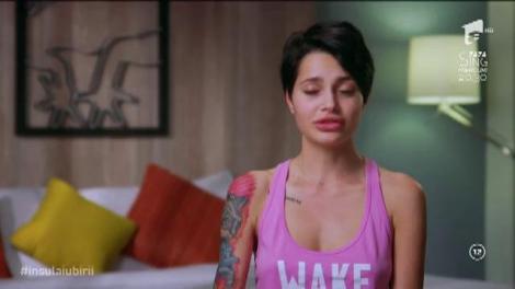 Diana de la "Insula Iubirii" s-a sărutat cu ispita