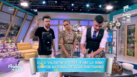 Lucian Valentin, tripul campion naţional la Flair Bartending, a făcut show la "Prietenii de la 11"