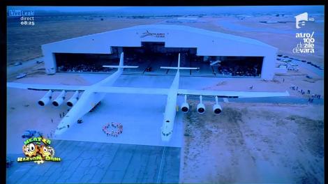 Smiley news: Cel mai mare avion din toate timpurile