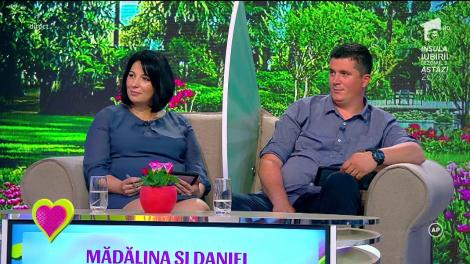 Runda "Căsuţa noastră": Numiţi trei alimente care sunt interzise la voi în casă? Adina: "Am intoleranţă la vreo 30 de alimente!"