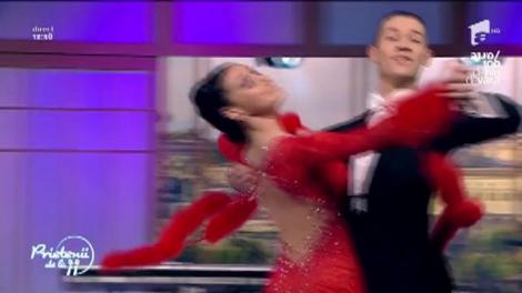 Campionii României la dans sportiv, în platoul de la Prietenii de la 11!