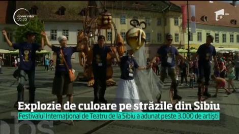 Explozie de culoare pe străzile din Sibiu