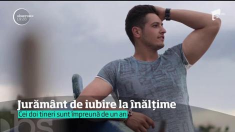 Cea mai inedită cerere în căsătorie! O româncă a fost cerută de soție  de la bordul unui avion militar