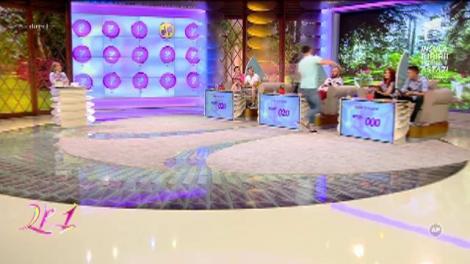 Mirela Vaida, foc și pară pe asistentul ei ispititor și părtinitor: "Robert, fă tu emisiunea în locul meu!"