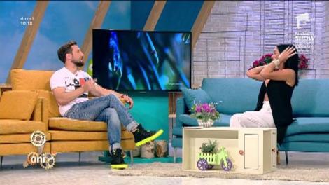 Margherita, costumație extrem de sexy în platoul de la Neatza: "Munții tăi de încrețire orientați cu vârful în sus"