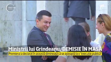 Evalurea Guvernului s-a transformat în demisie în masă