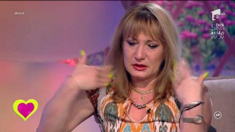 Runda "Începutul relaţiei:" Cât de greu i-a fost soţului să intre în graţiile viitorilor socri? Te vei amuza de răspunsurile lor!