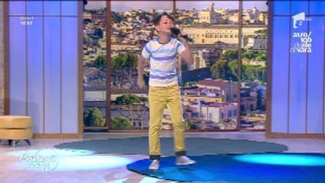 Copil de succes cu 99 de trofee si peste 300 de diplome! Mihai Bratosin, câștigătorul ediției șase din sezonul opt "Next Star", a venit la "Prietenii de la 11" cu o piesă nouă - "Sunt fericit"