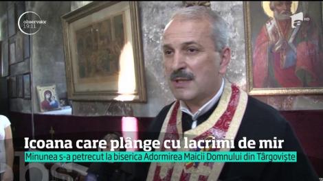 O icoană a Sfintei Parascheva, dintr-o biserică din Târgovişte, plânge cu lacrimi de mir
