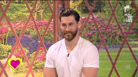 Diana & Răzvan, Gabriela & Gabriel şi Daniela & Alin, cuplurile din ediţia a 92-a de la 2k1!