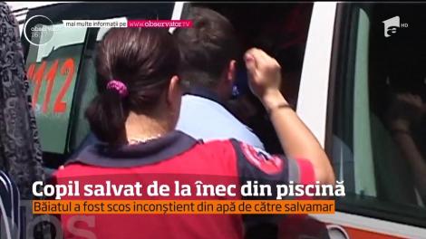 Un adolescent de 14 ani din Piteşti a fost salvat de la înec din piscină de către un salvamar