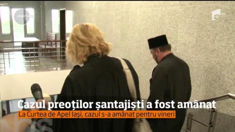 Cei trei preoţi din Vaslui acuzaţi că au şantajat un superior al Bisericii Ortodoxe au ajuns din nou în faţa instanţei