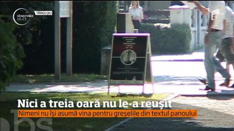 Greșeli gramaticale în textul panoului care anunţă restricţiile impuse în privinţa operelor lui Brâncuşi