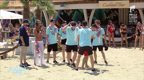 Florin Ristei a dat muzica pe dans. Prezentatorul "Prietenilor de la 11", noul membru al trupei Trouble Crew. Acrobație spectaculoasă, în direct