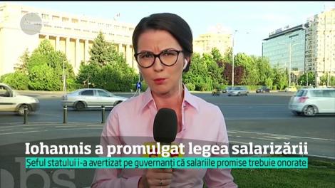 A fost promulgată legea salarizării
