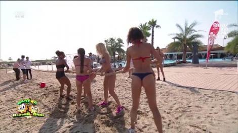 Băieții de la Maxim, provocați de matinali Răzvan și Dani! Atmosfera s-a încins pe plaja de la Therme București: "De câte fete ar fi nevoie săvă dovedească?"