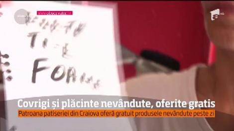 Patroana unei patiserii din Craiova, dovada că omenirea mai are o speranță! Le dăruiește localnicilor produsele nevândute, la finalul zilei. Ce mesaj îi întâmpină pe cei flămânzi: "Să vă dea Dumnezeu sănătate, copilaşii să vă trăiască