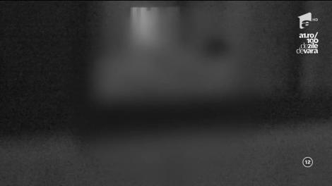 Imagini incediare la "Insula Iubirii"! Diana şi Andy, încă o noapte plină de pasiune: ”Îmi tremură tot corpul...”