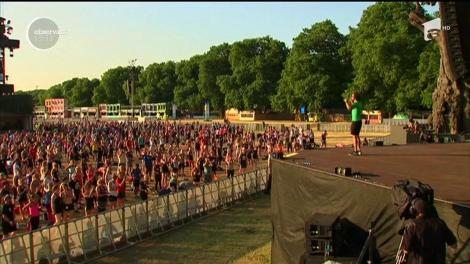 Cea mai mare şedinţă de fitness în aer liber