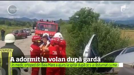 Un medic ortoped din Baia Mare a ajuns la spital după ce s-a răsturnat cu maşina