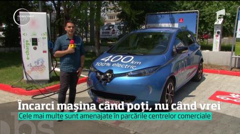 Să ai maşină electrică în Bucureşti e misiune imposibilă. Până găseşti o staţie de alimentare, rămâi în pană de curent!