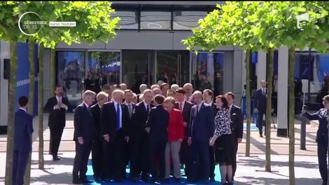 Donald Trump a mai făcut încă o gafă! Prima Doamnă a Poloniei l-a lăsat pe liderul american cu mâna întinsă