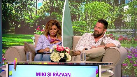 Dragoste şi alte nebunii ale vedetelor! Unde îţi place cel mai mult să o pupi pe iubita ta? Andrei Ştefănescu dă din casă!