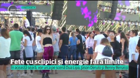 NEVERSEA: Cea mai mare petrecere a încins litoralul. Constanţa s-a transformat în podium de modă pentru vedete, dar și pentru oameni de rând