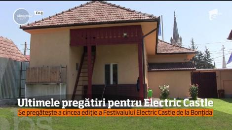 Ultimele pregătiri pentru festivalul Electric Castle